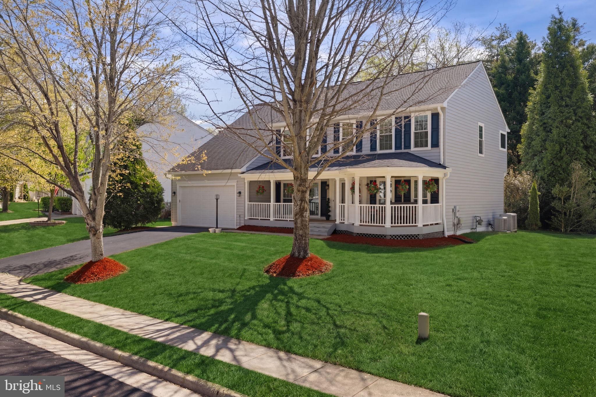 6472 COLONIAL VILLAGE LOOP