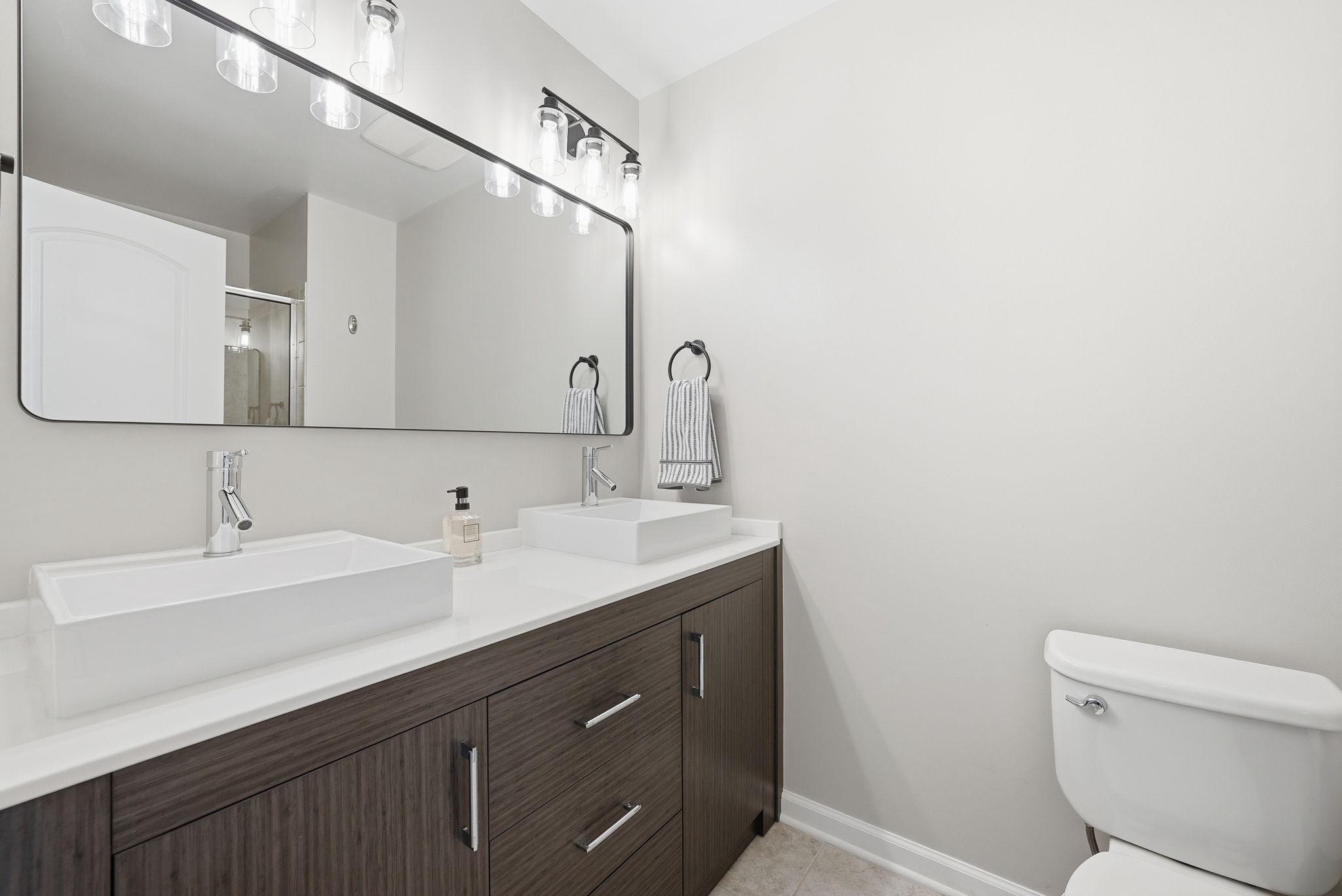 15415 ROSEMONT MANOR DRIVE