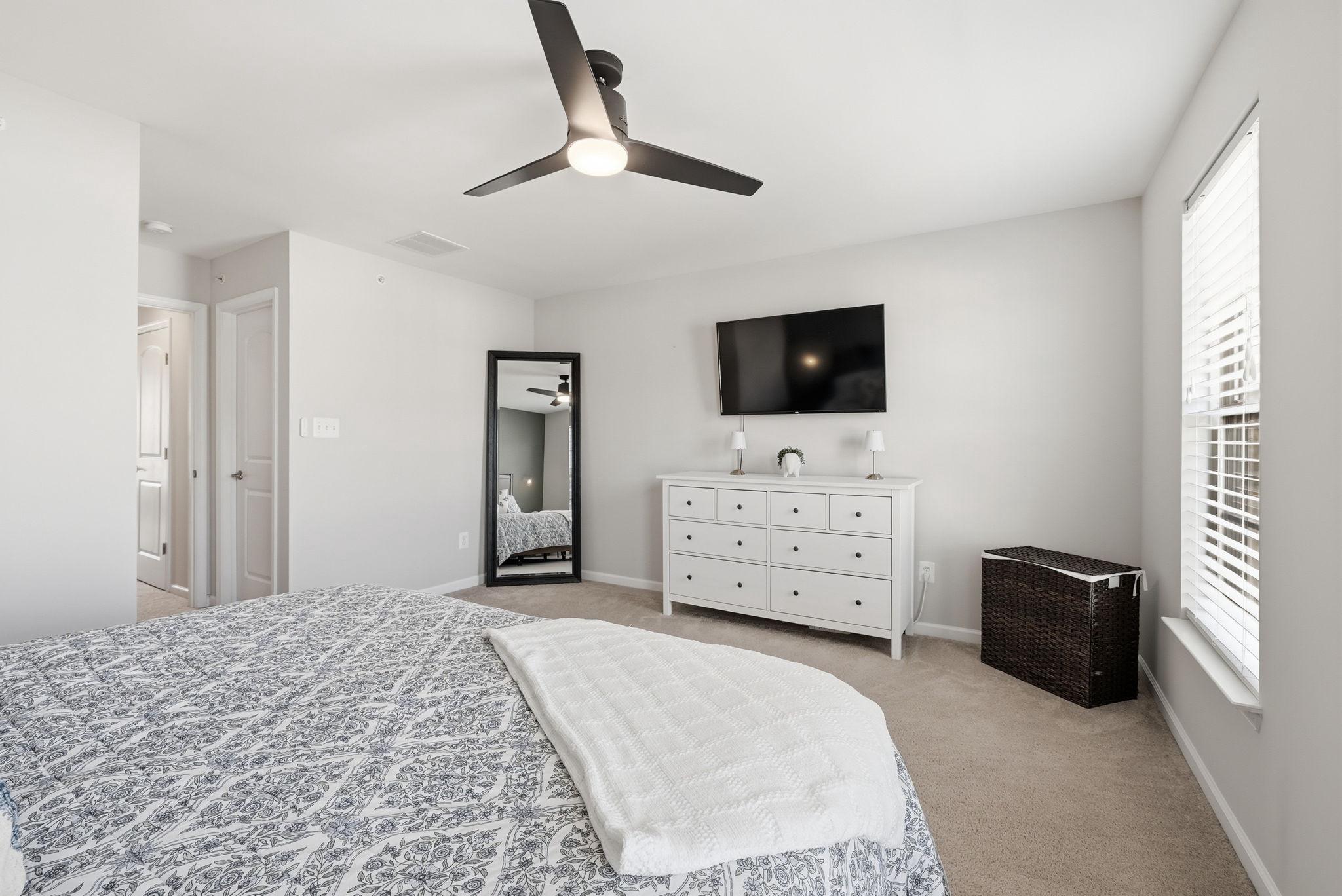 15415 ROSEMONT MANOR DRIVE