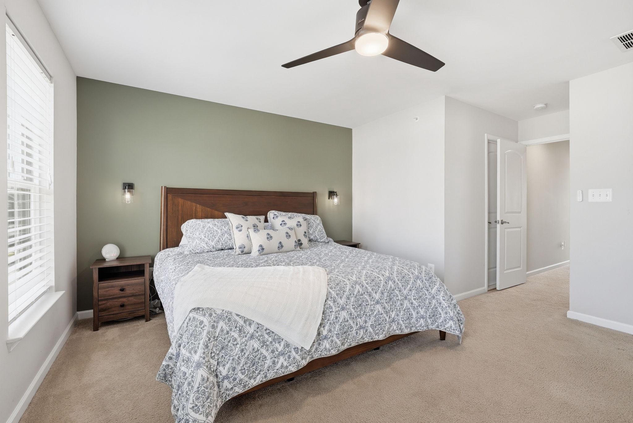 15415 ROSEMONT MANOR DRIVE