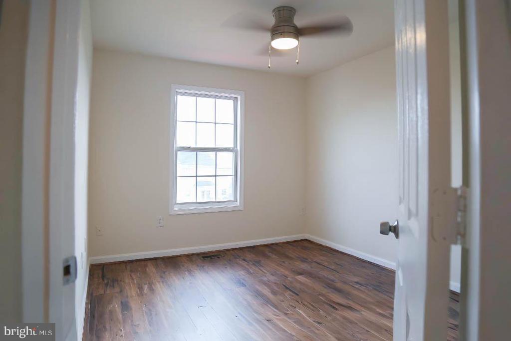 8461 TACKHOUSE LOOP
