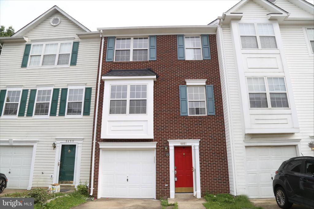 8461 TACKHOUSE LOOP