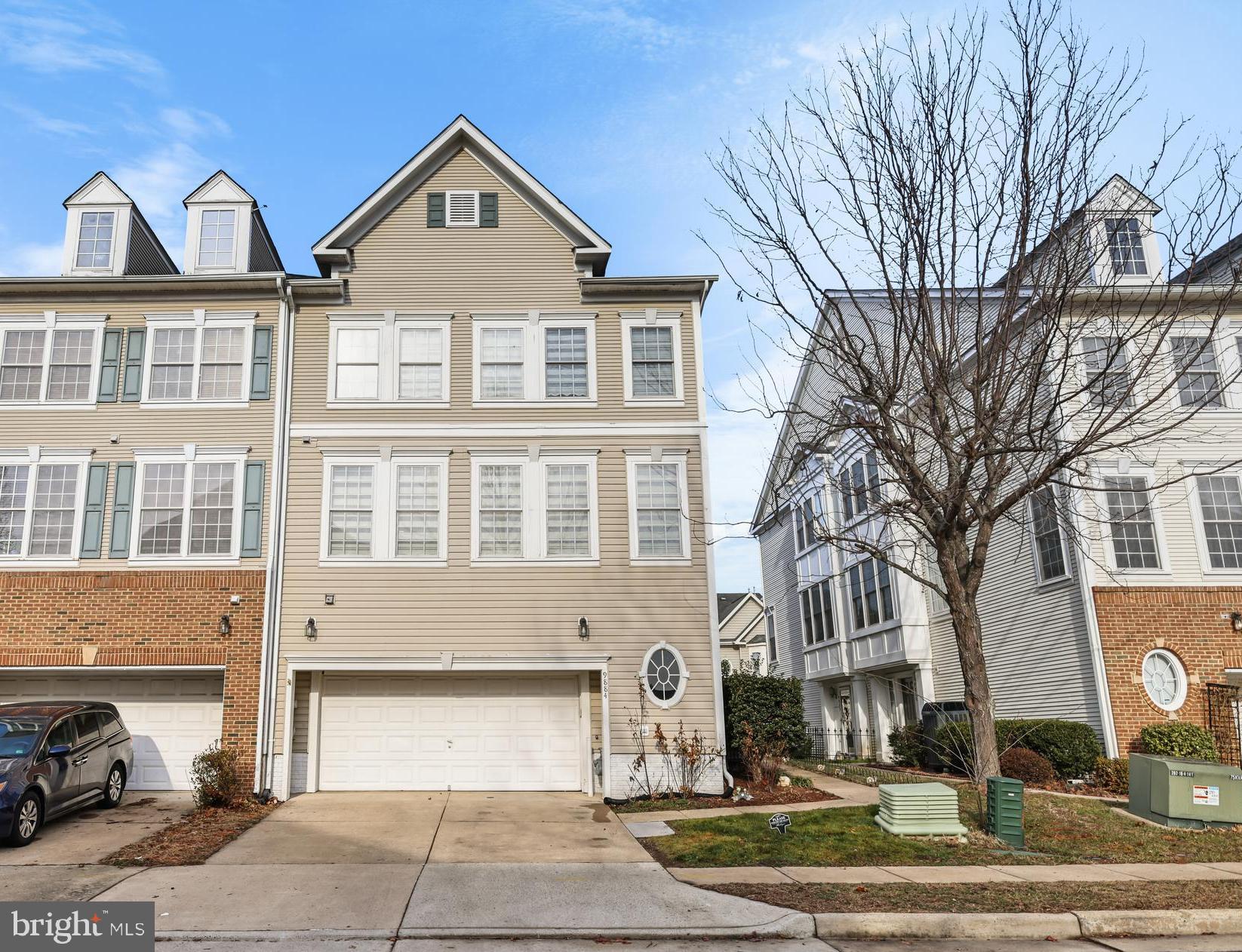 9884 SOUNDING SHORE LANE