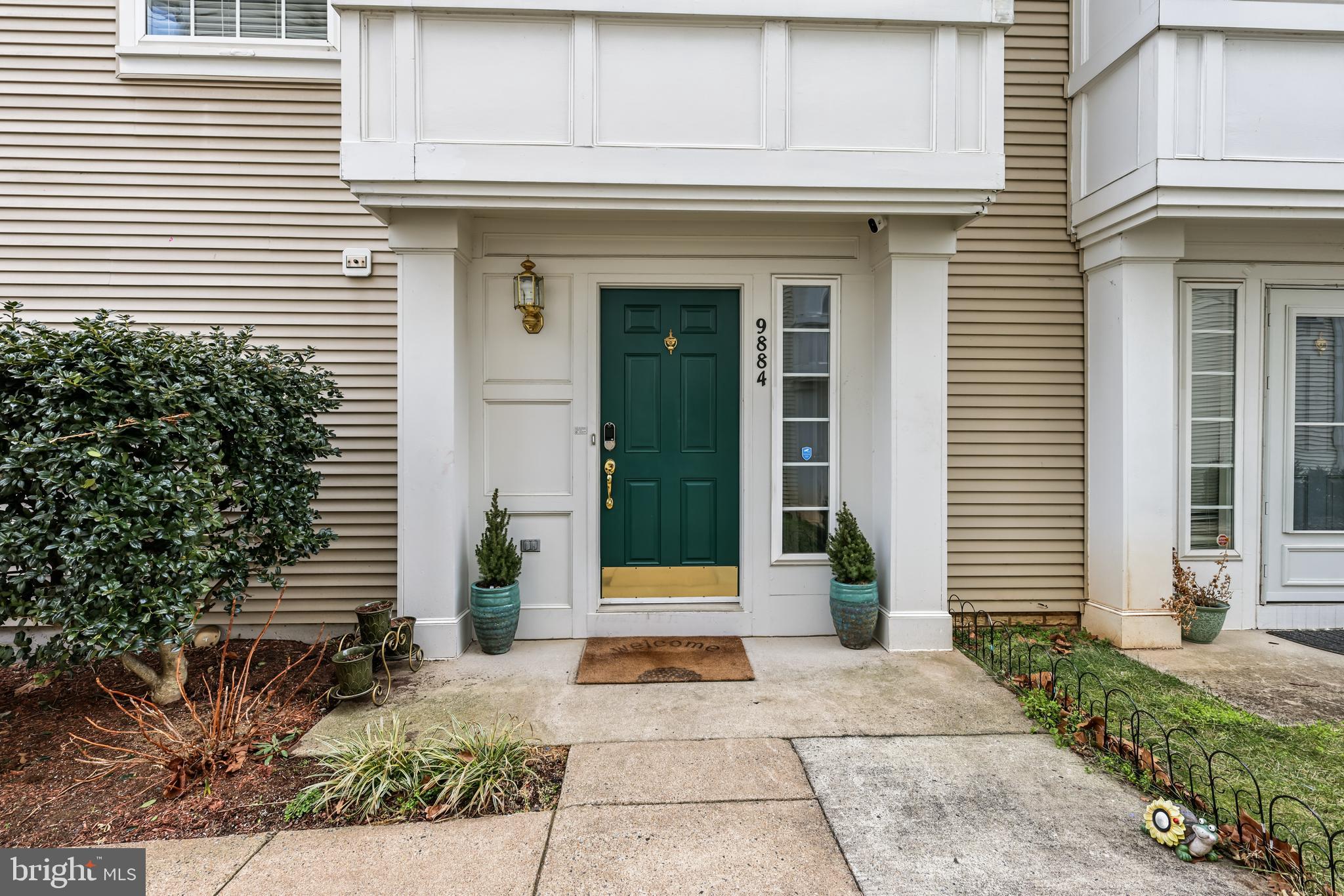 9884 SOUNDING SHORE LANE