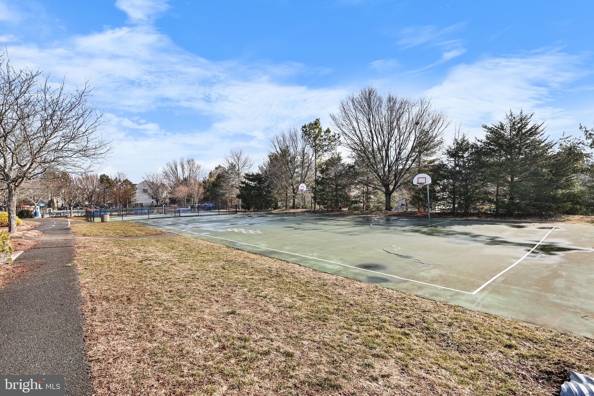 9884 SOUNDING SHORE LANE