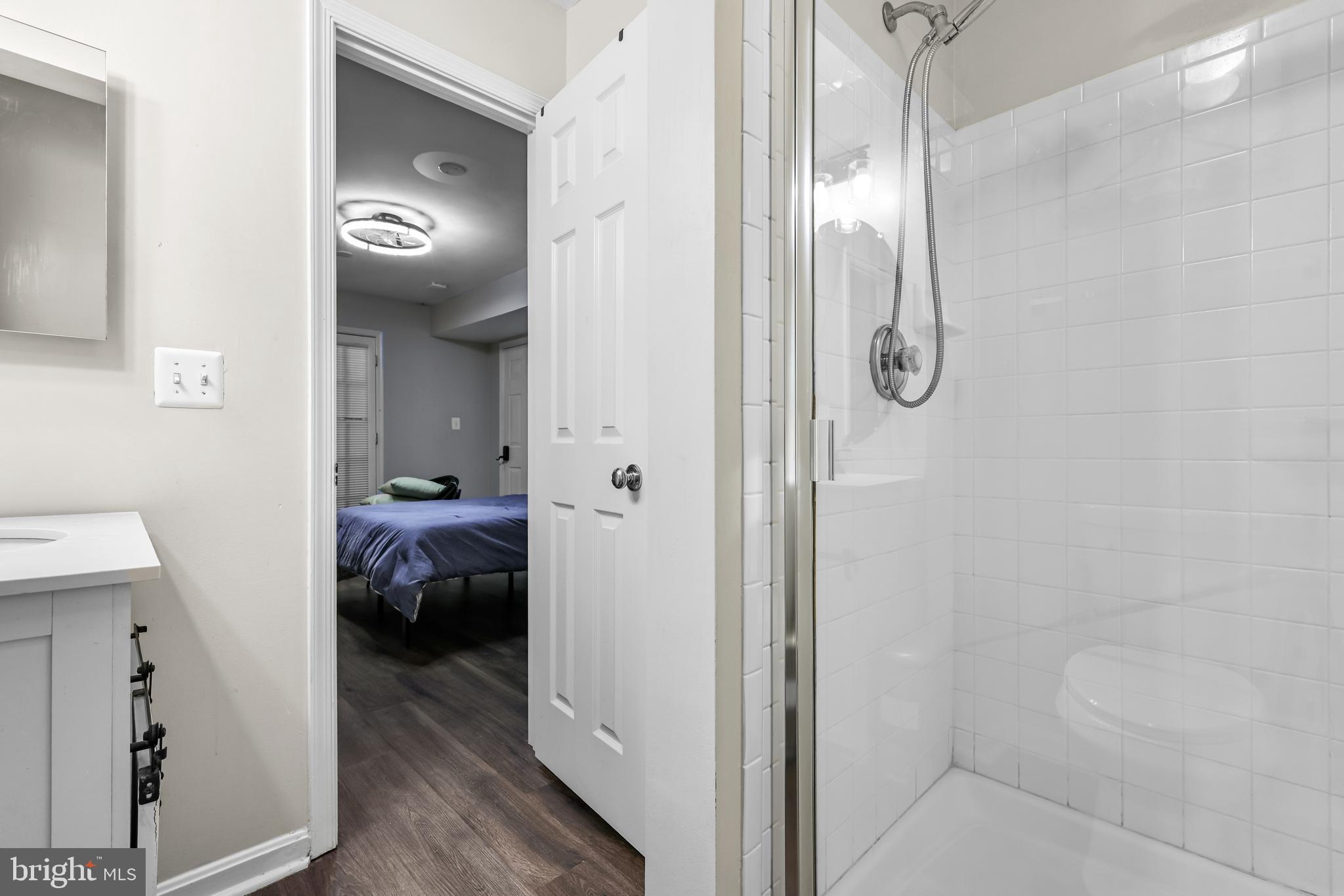 9884 SOUNDING SHORE LANE