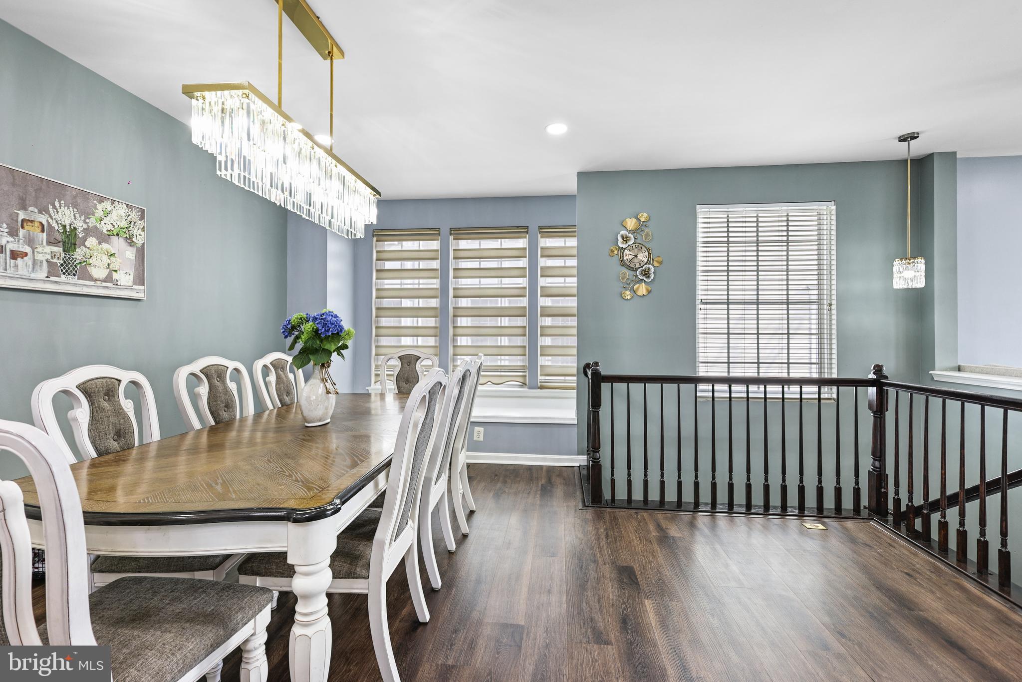 9884 SOUNDING SHORE LANE