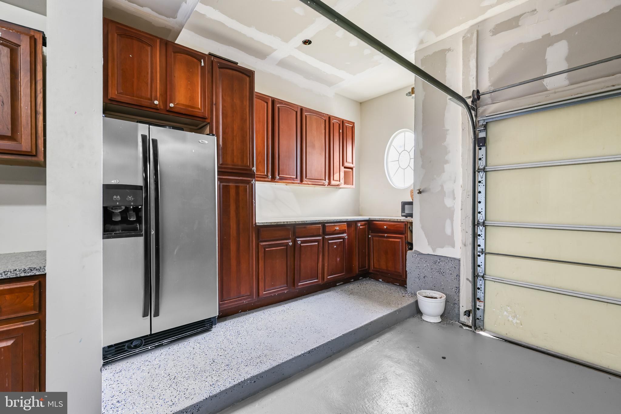 9884 SOUNDING SHORE LANE