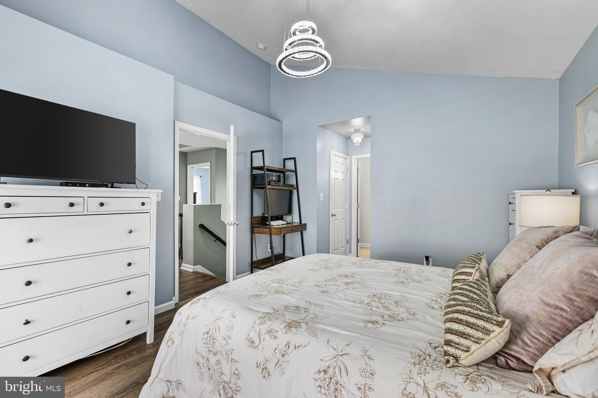 9884 SOUNDING SHORE LANE