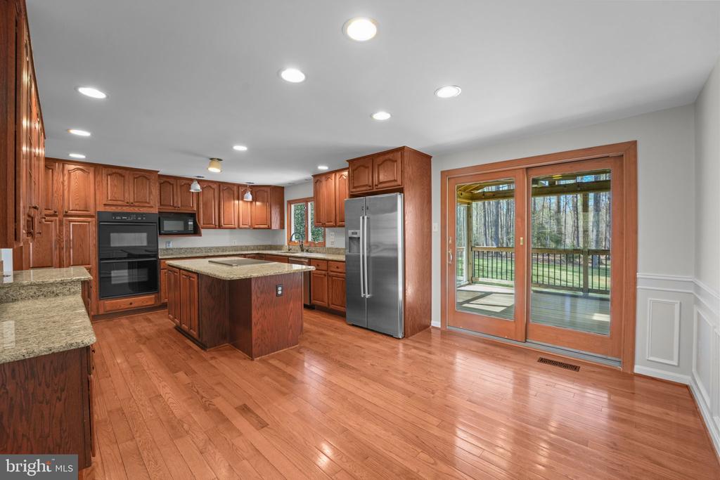 8118 WHITTING DRIVE