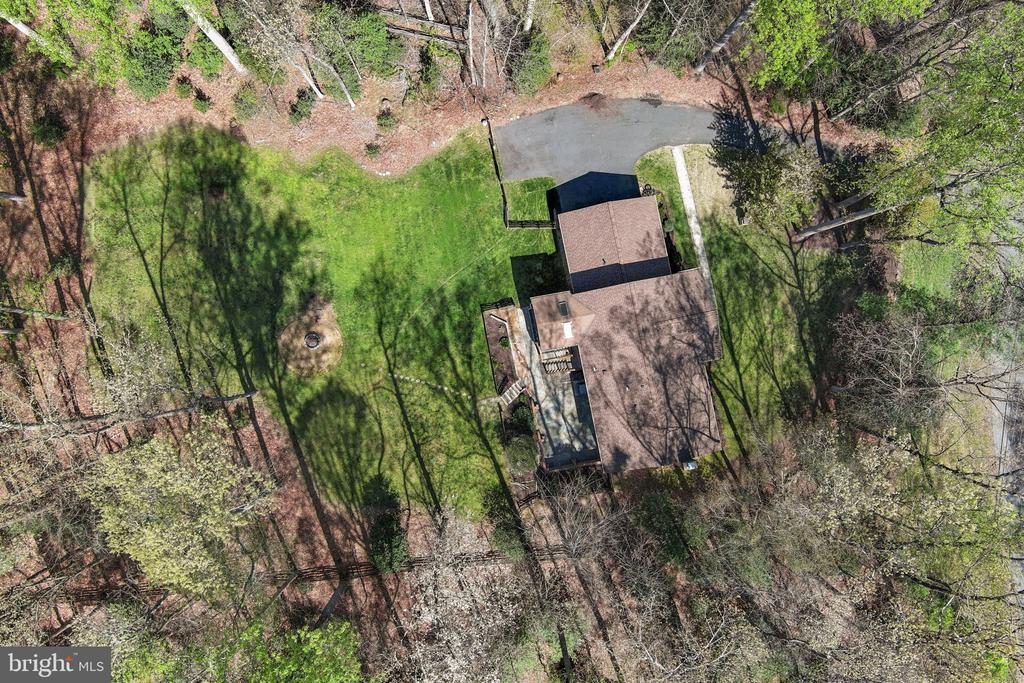 8118 WHITTING DRIVE