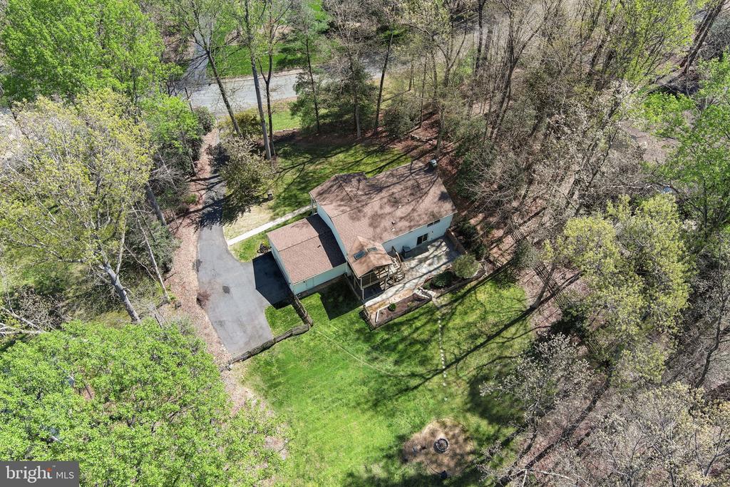 8118 WHITTING DRIVE