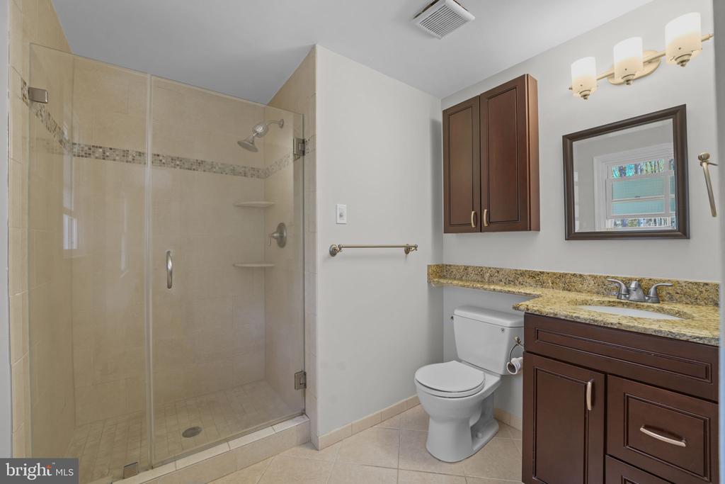 8118 WHITTING DRIVE