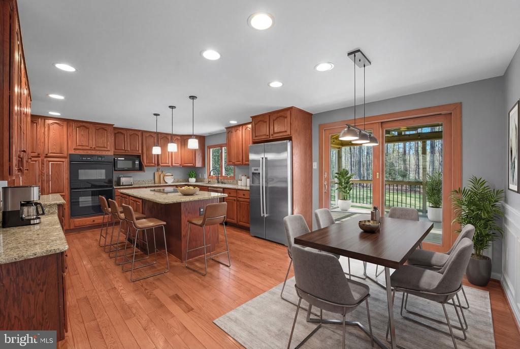 8118 WHITTING DRIVE