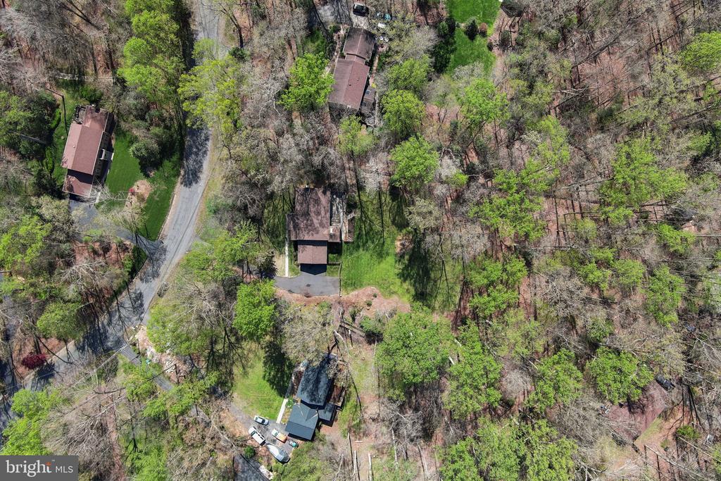 8118 WHITTING DRIVE