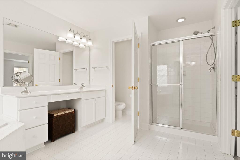 9301 STONEY RUN PLACE