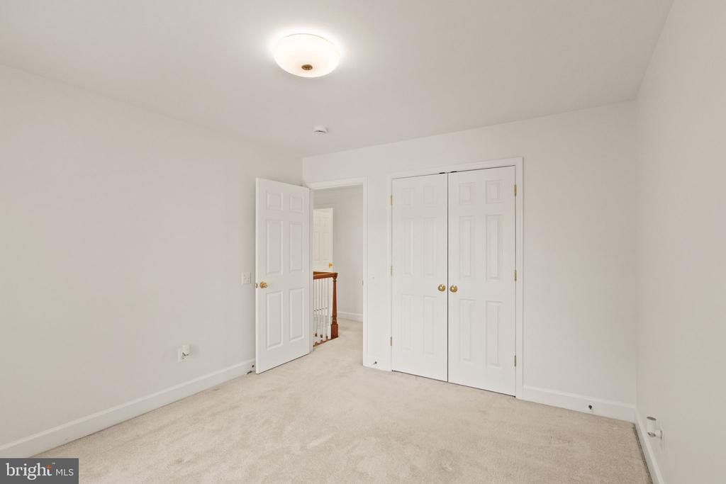 9301 STONEY RUN PLACE