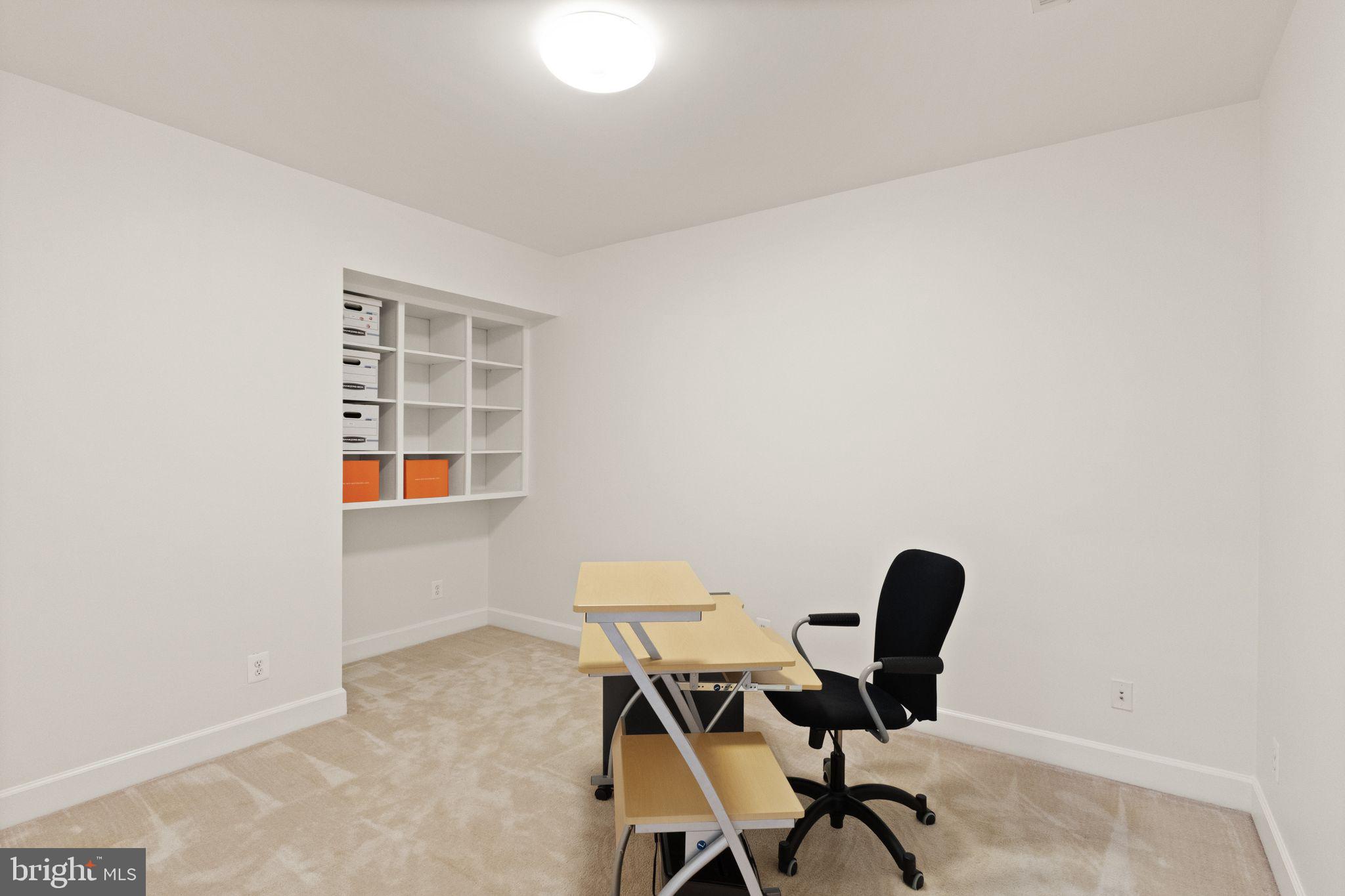 9301 STONEY RUN PLACE