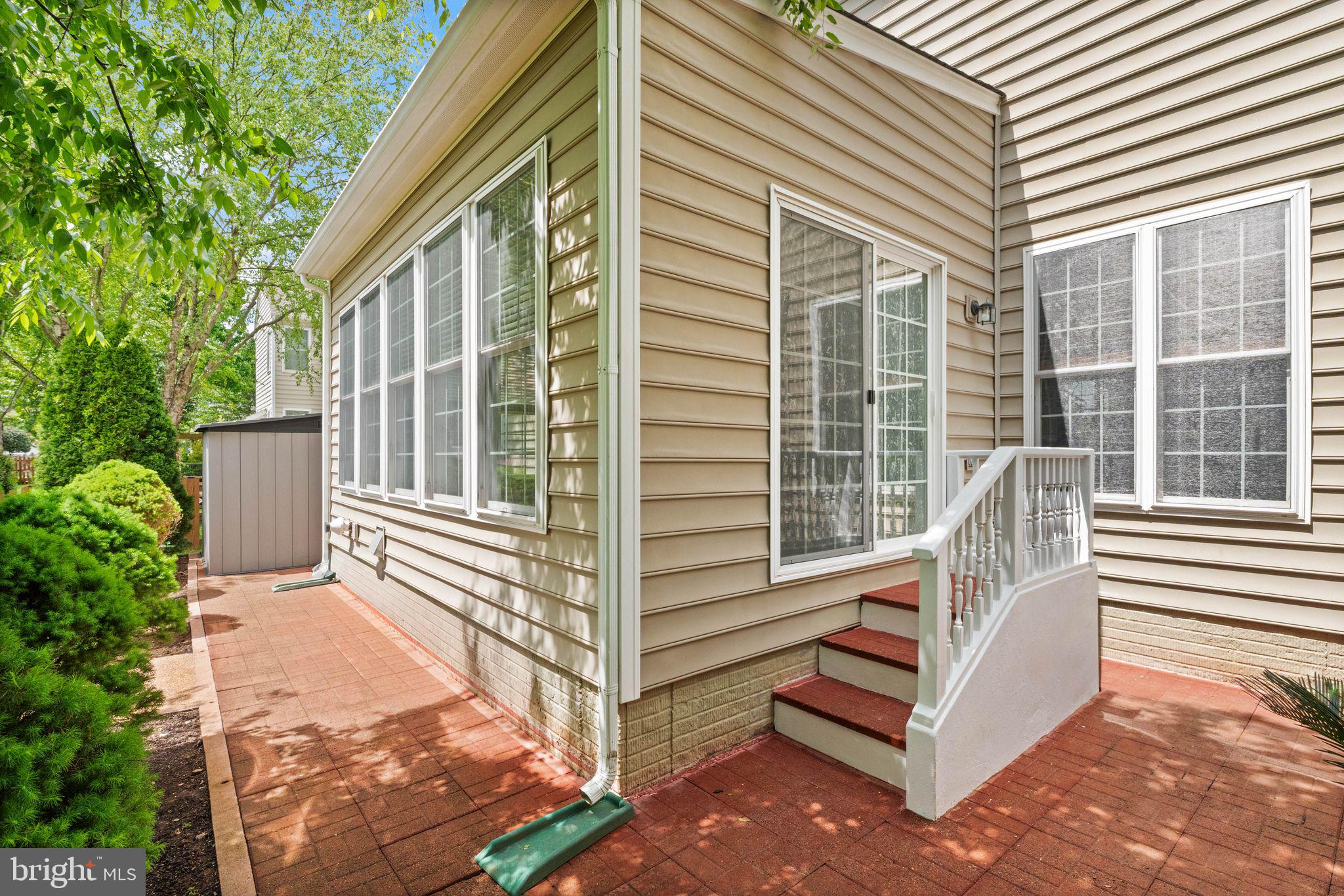 9301 STONEY RUN PLACE