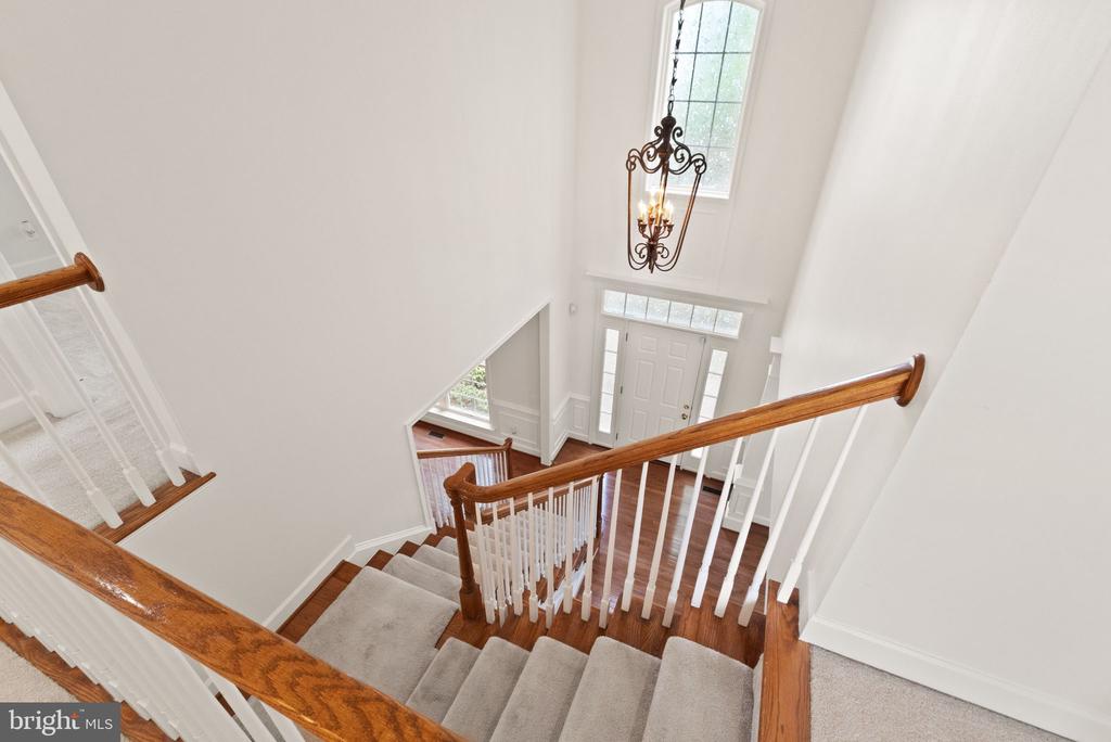9301 STONEY RUN PLACE
