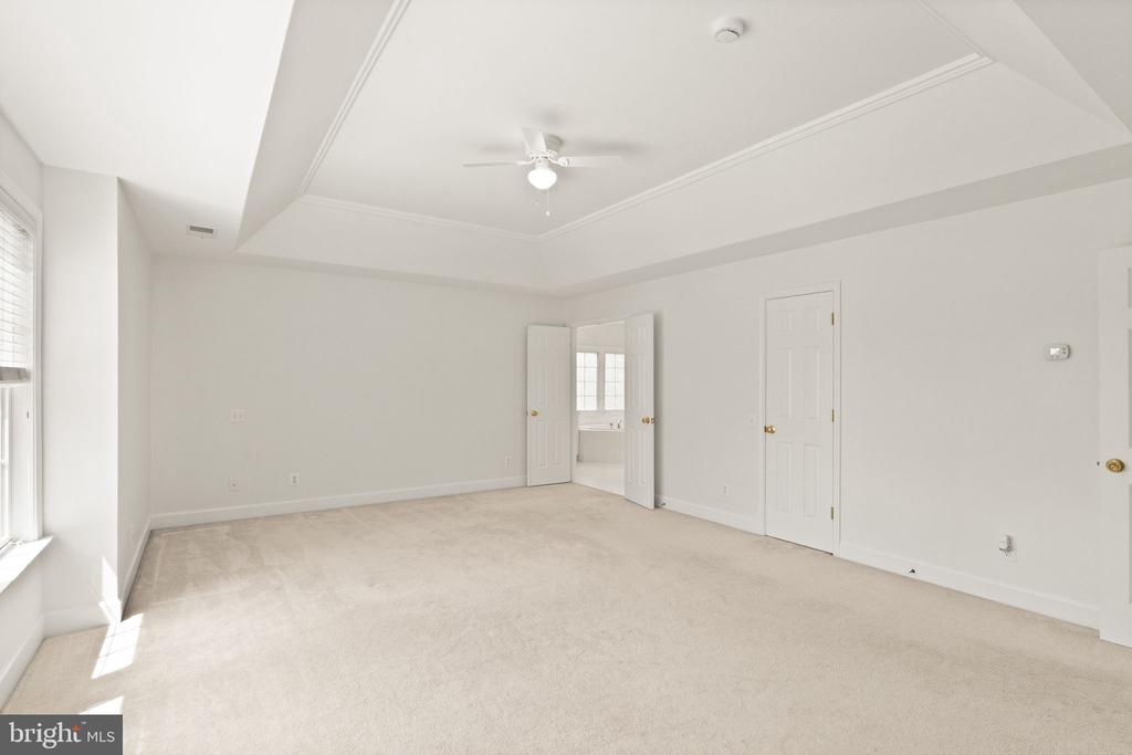 9301 STONEY RUN PLACE