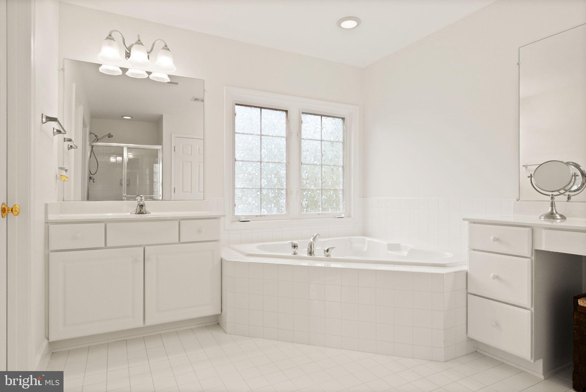 9301 STONEY RUN PLACE