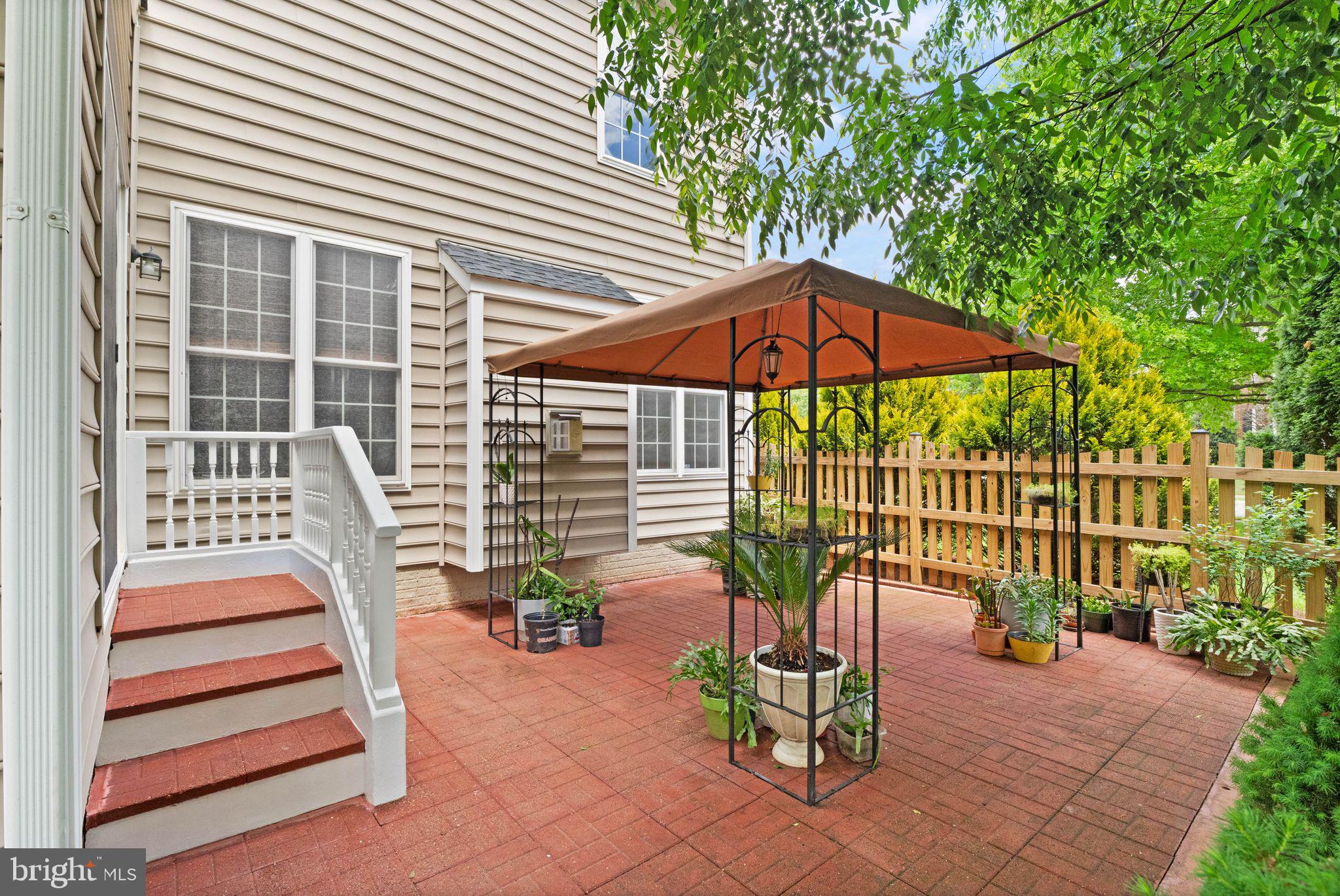9301 STONEY RUN PLACE