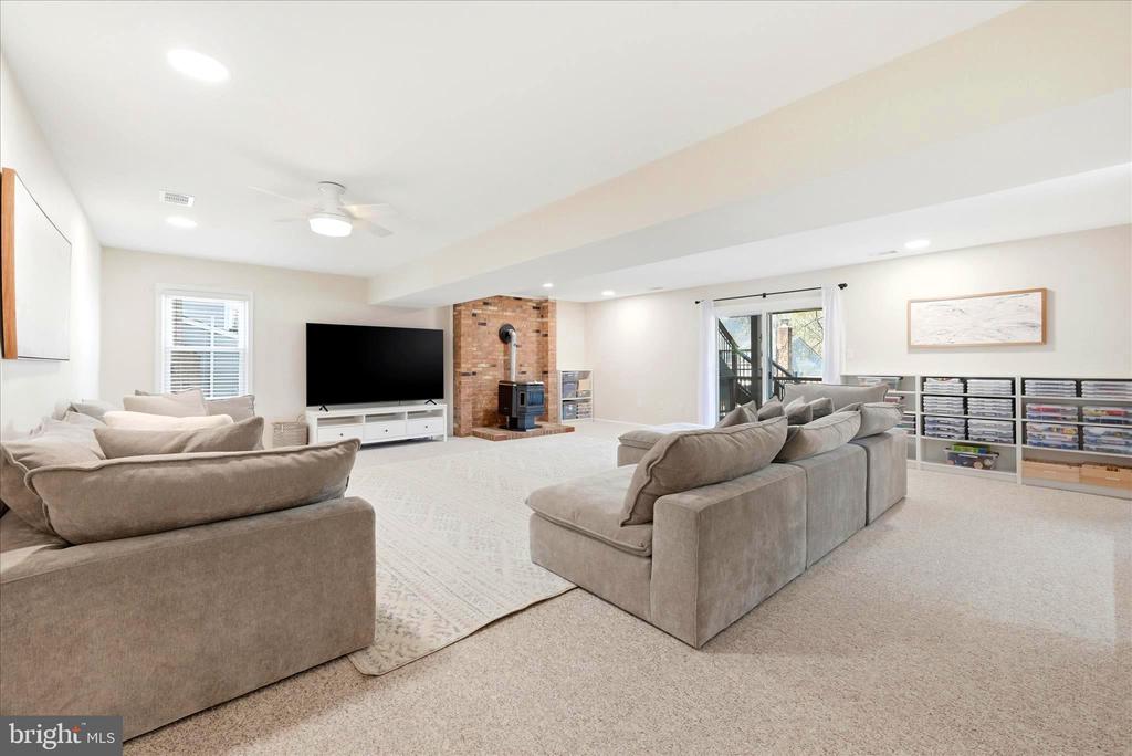 15502 LAUREL RIDGE ROAD