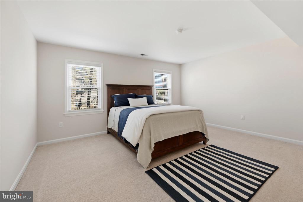 15502 LAUREL RIDGE ROAD