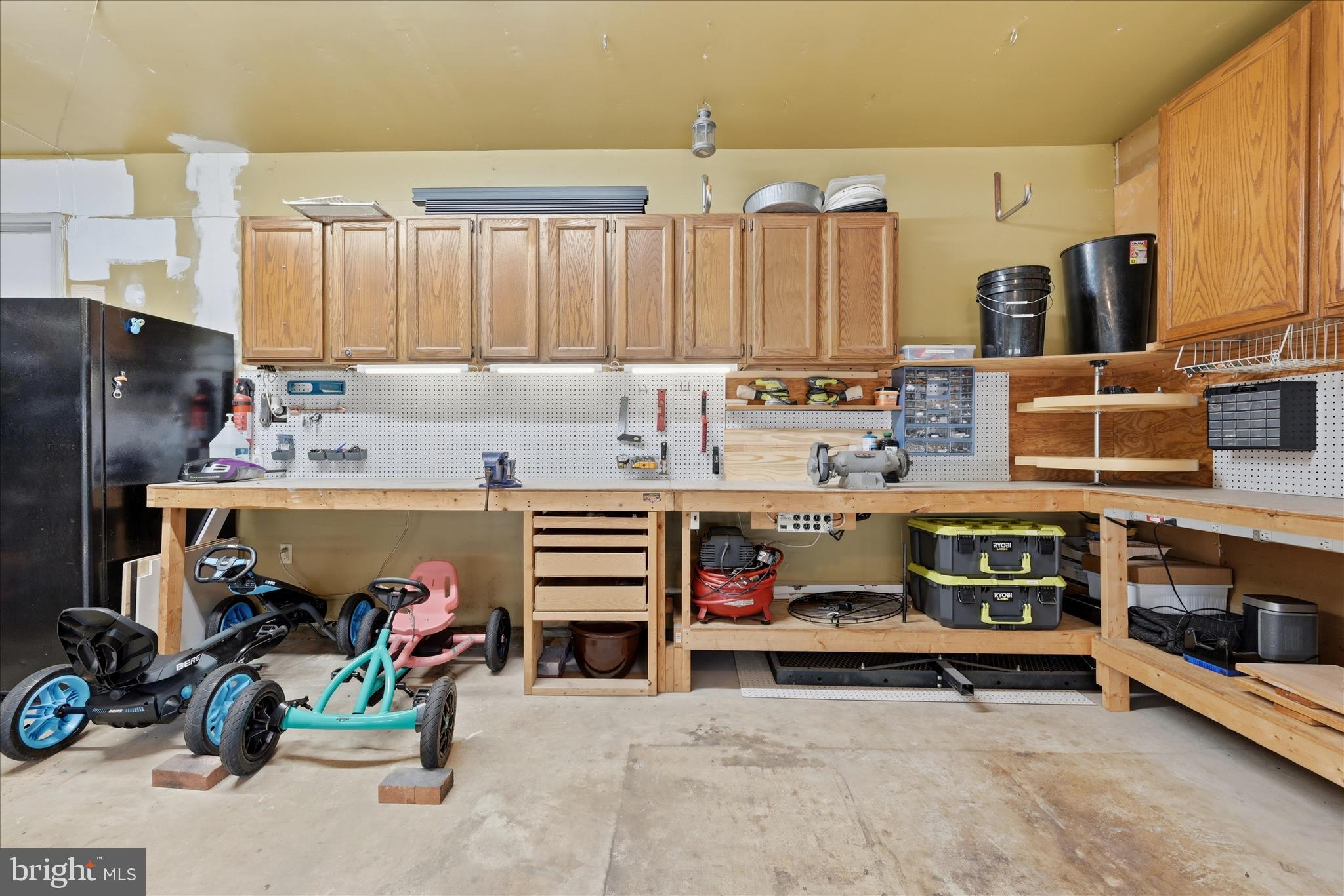 15502 LAUREL RIDGE ROAD