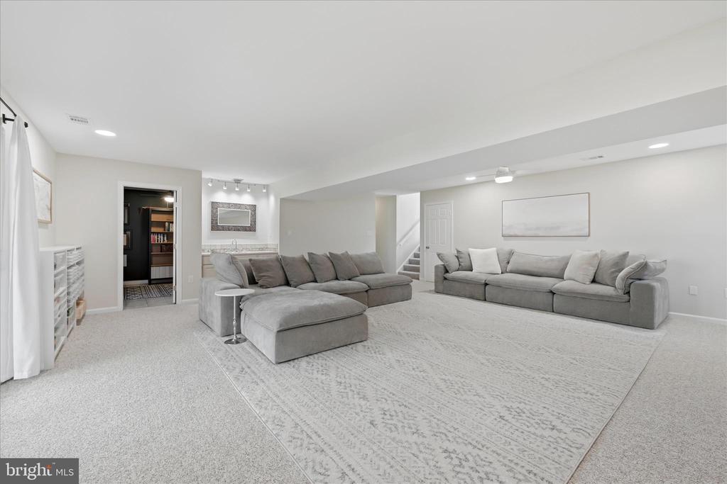 15502 LAUREL RIDGE ROAD