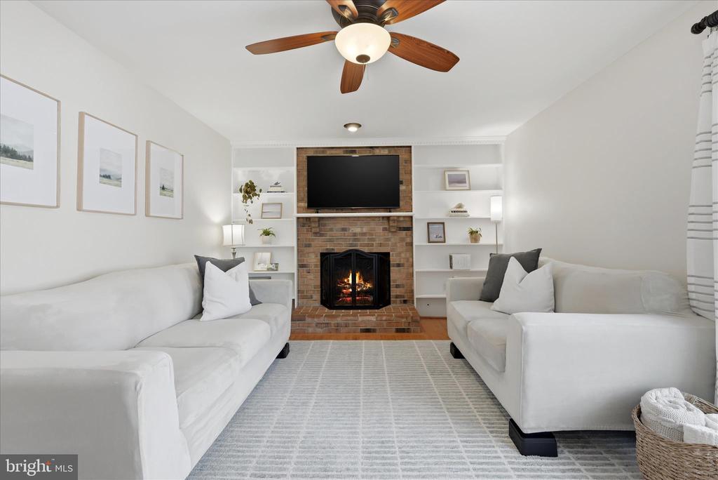 15502 LAUREL RIDGE ROAD