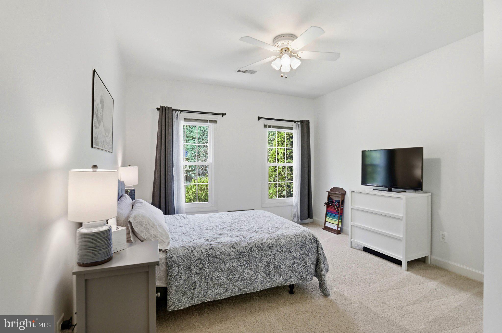 7858 MEADOWGATE DRIVE