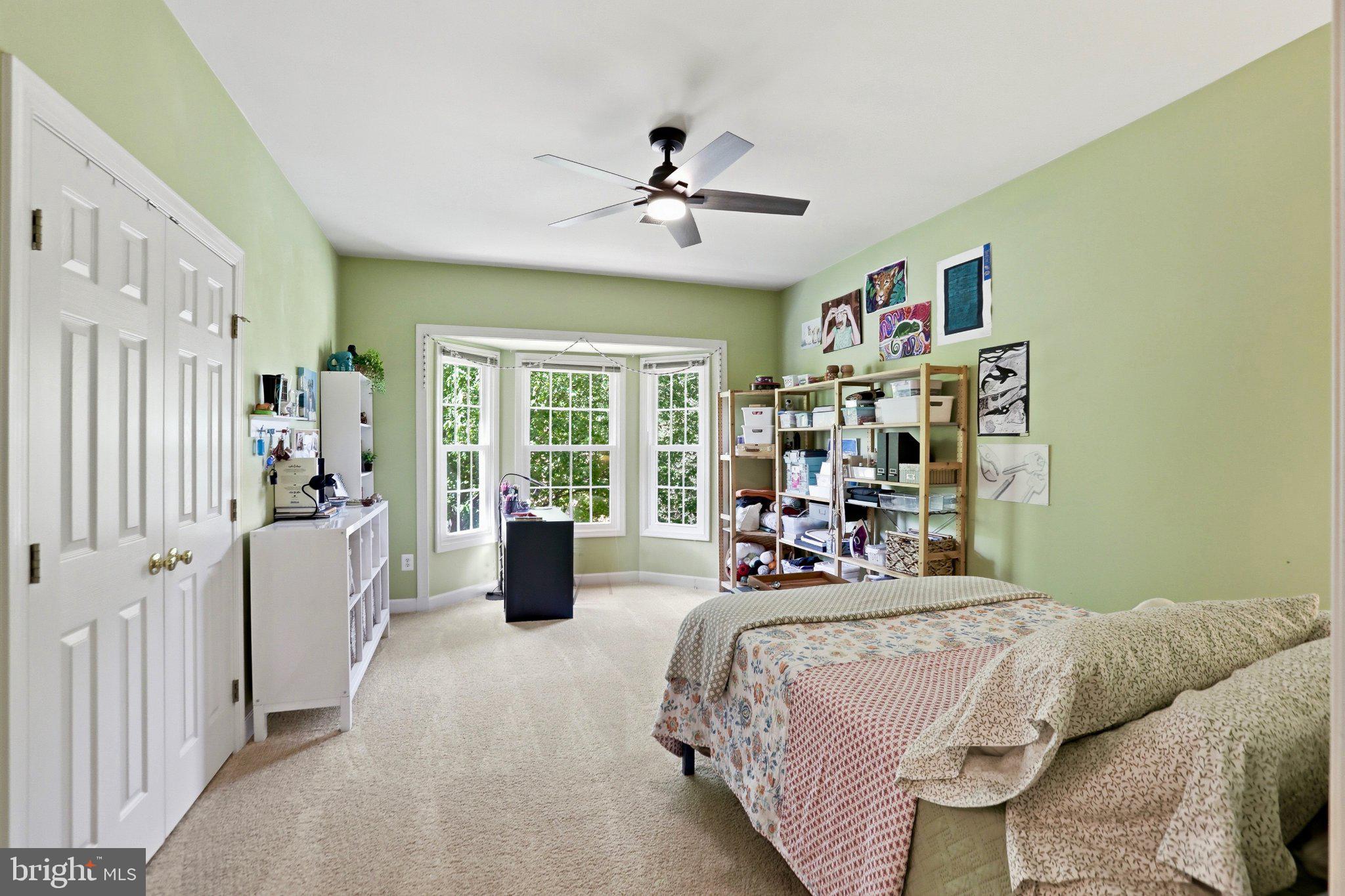 7858 MEADOWGATE DRIVE
