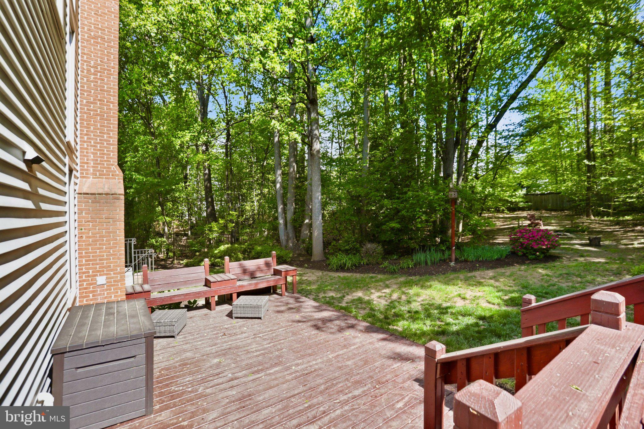 7858 MEADOWGATE DRIVE