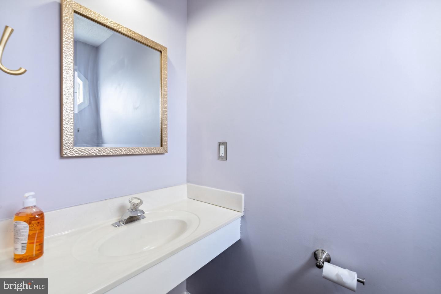 16250 TACONIC CIRCLE
