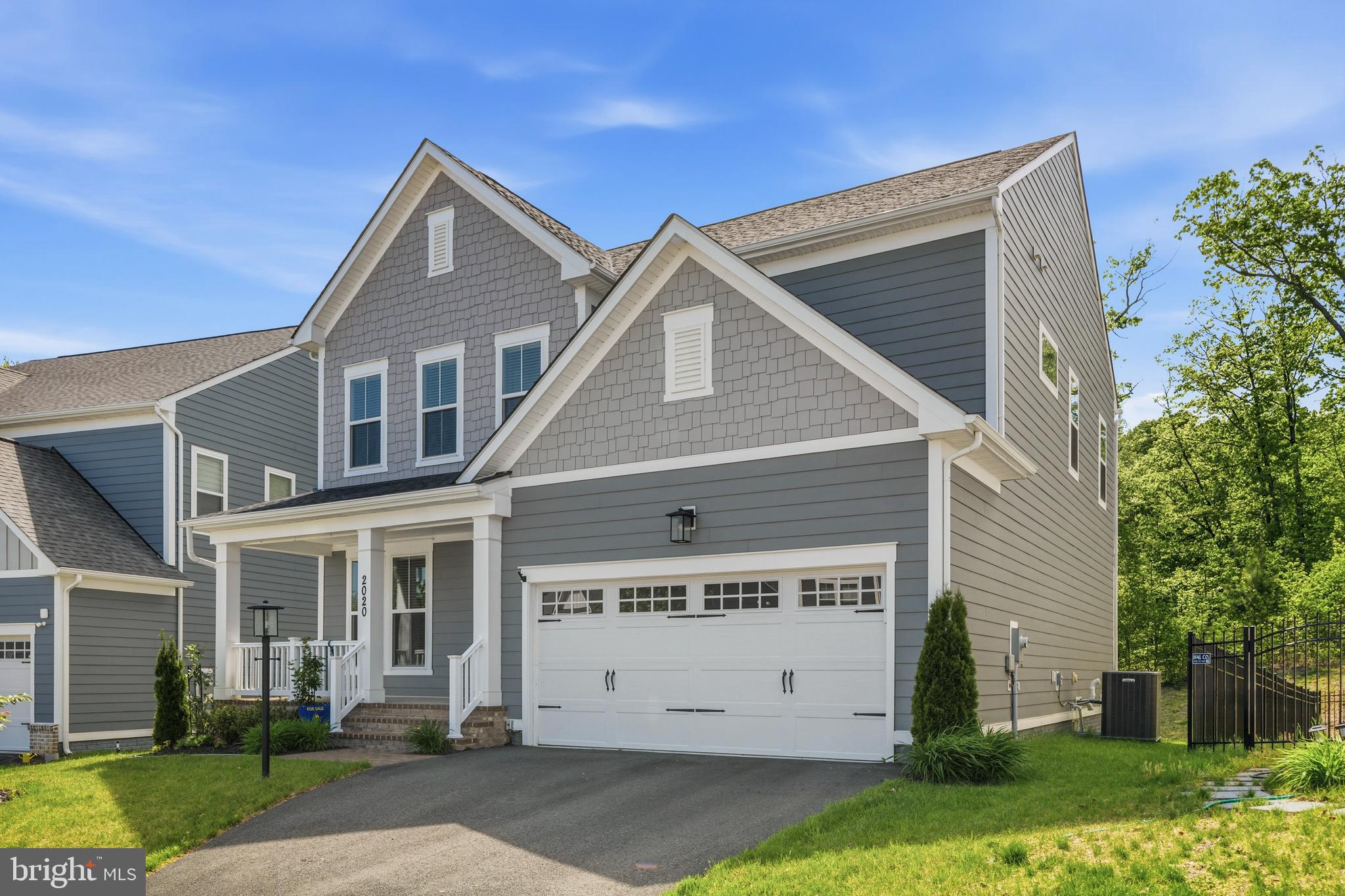 2020 SILVER SYCAMORE LANE