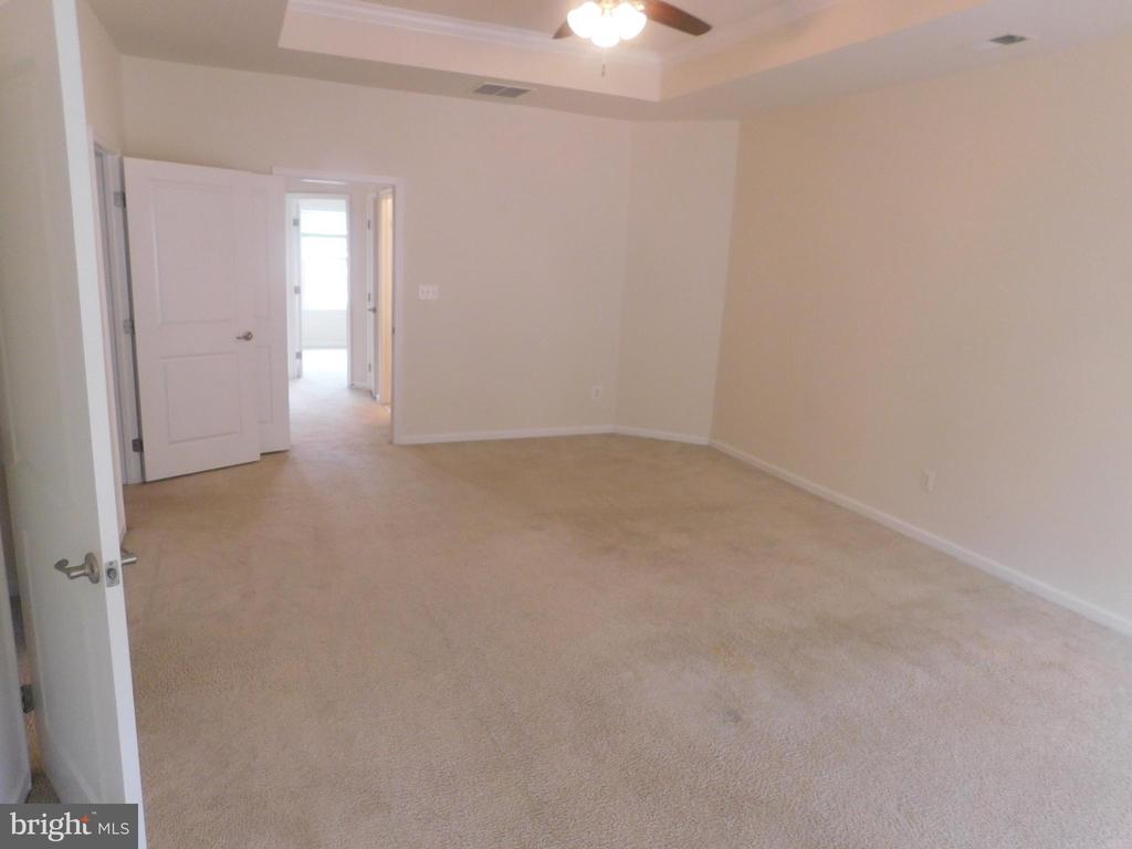 12705 BEDFORD GLEN WAY