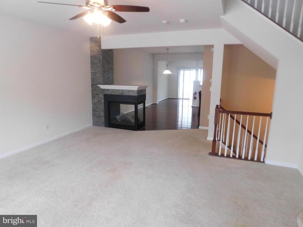 12705 BEDFORD GLEN WAY