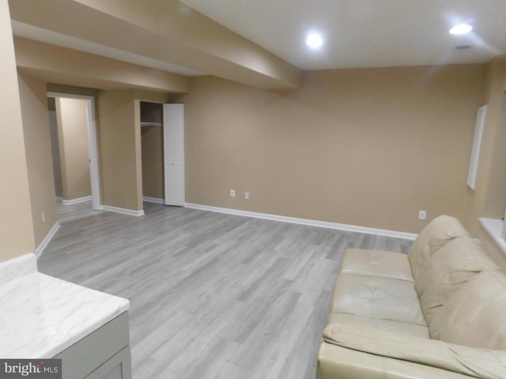 12705 BEDFORD GLEN WAY