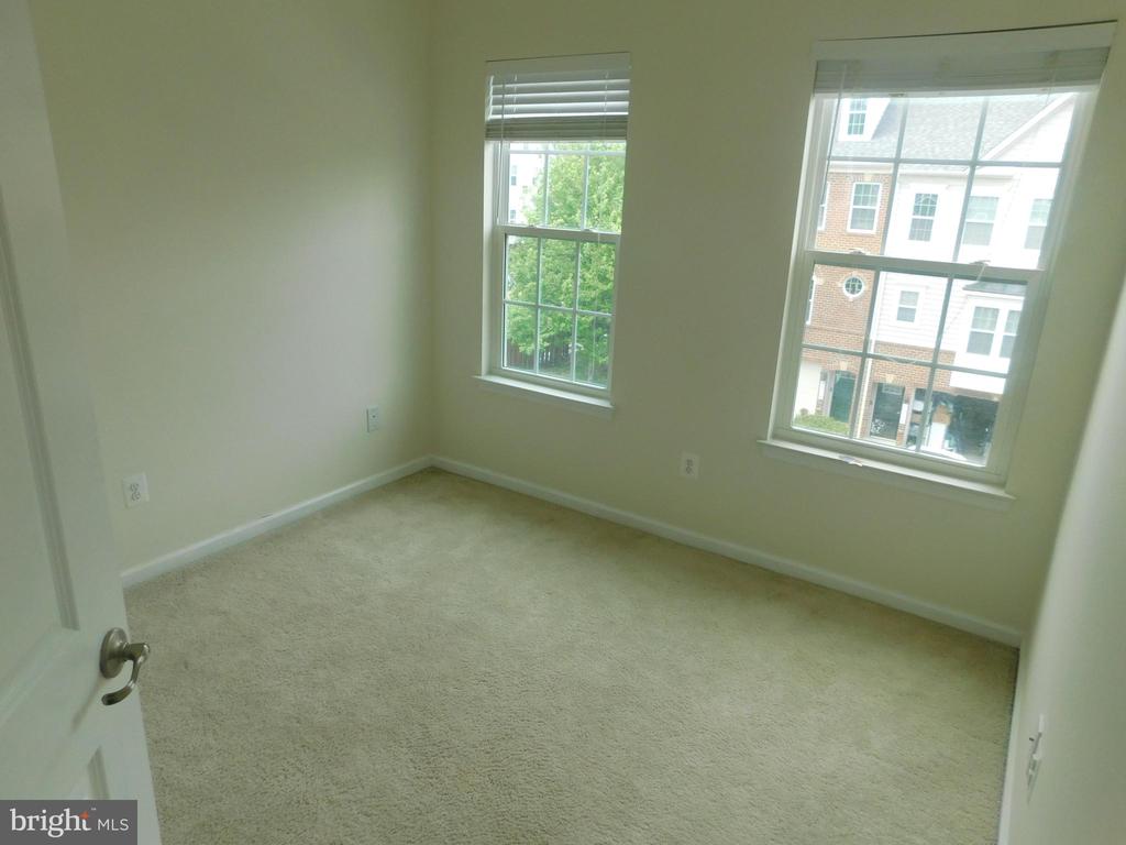 12705 BEDFORD GLEN WAY