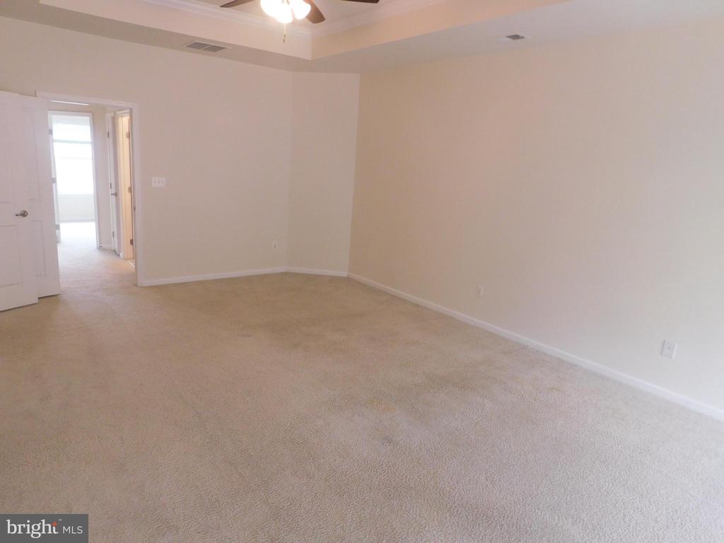 12705 BEDFORD GLEN WAY