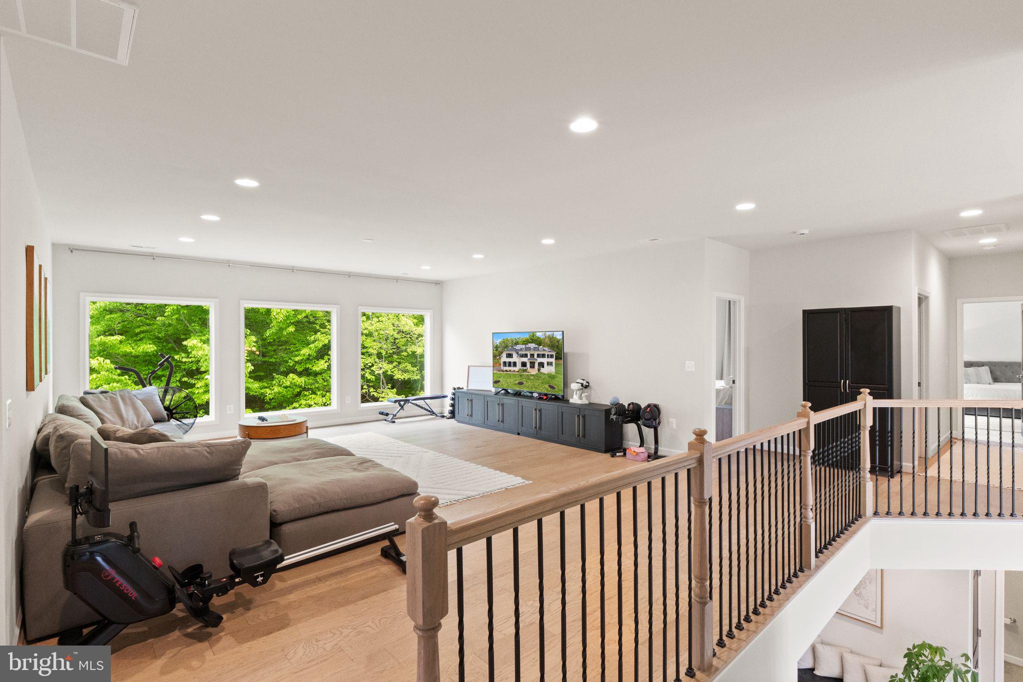 5606 BEACHVIEW CREEK DRIVE