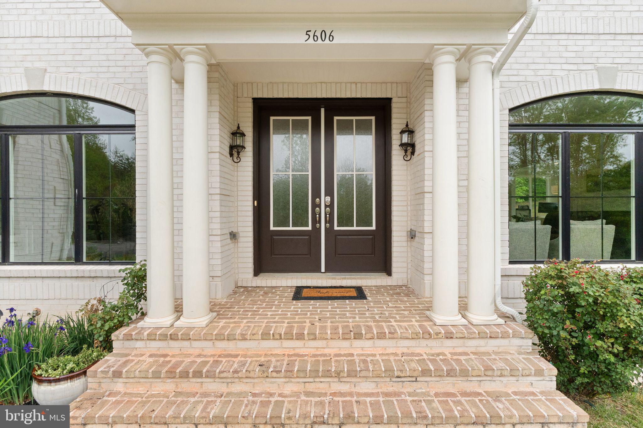 5606 BEACHVIEW CREEK DRIVE