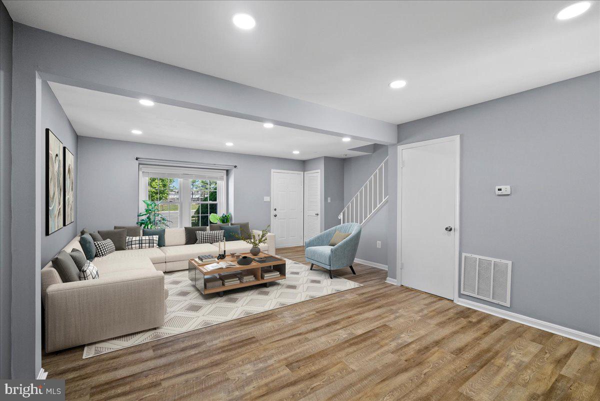 2839 BOWES LANE