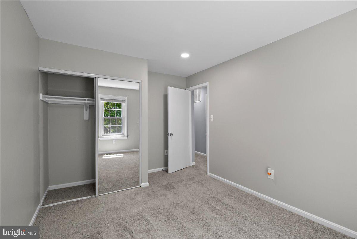 2839 BOWES LANE