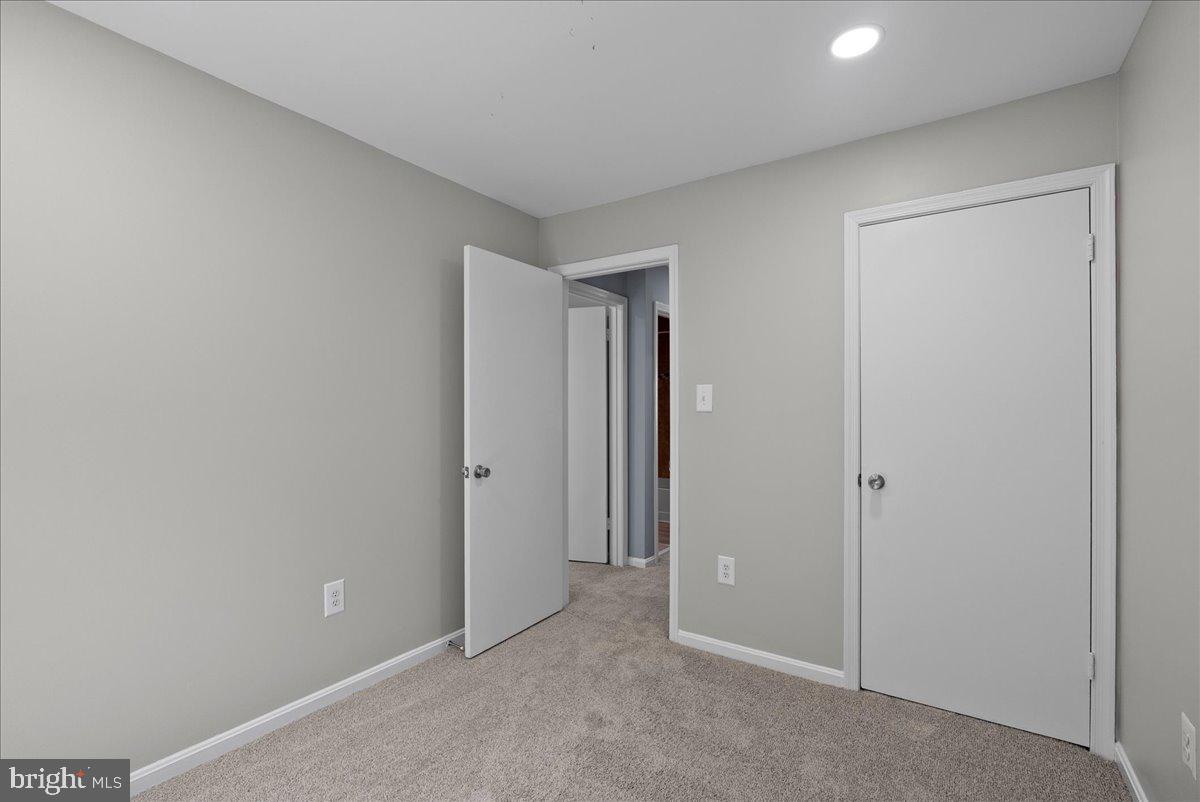 2839 BOWES LANE