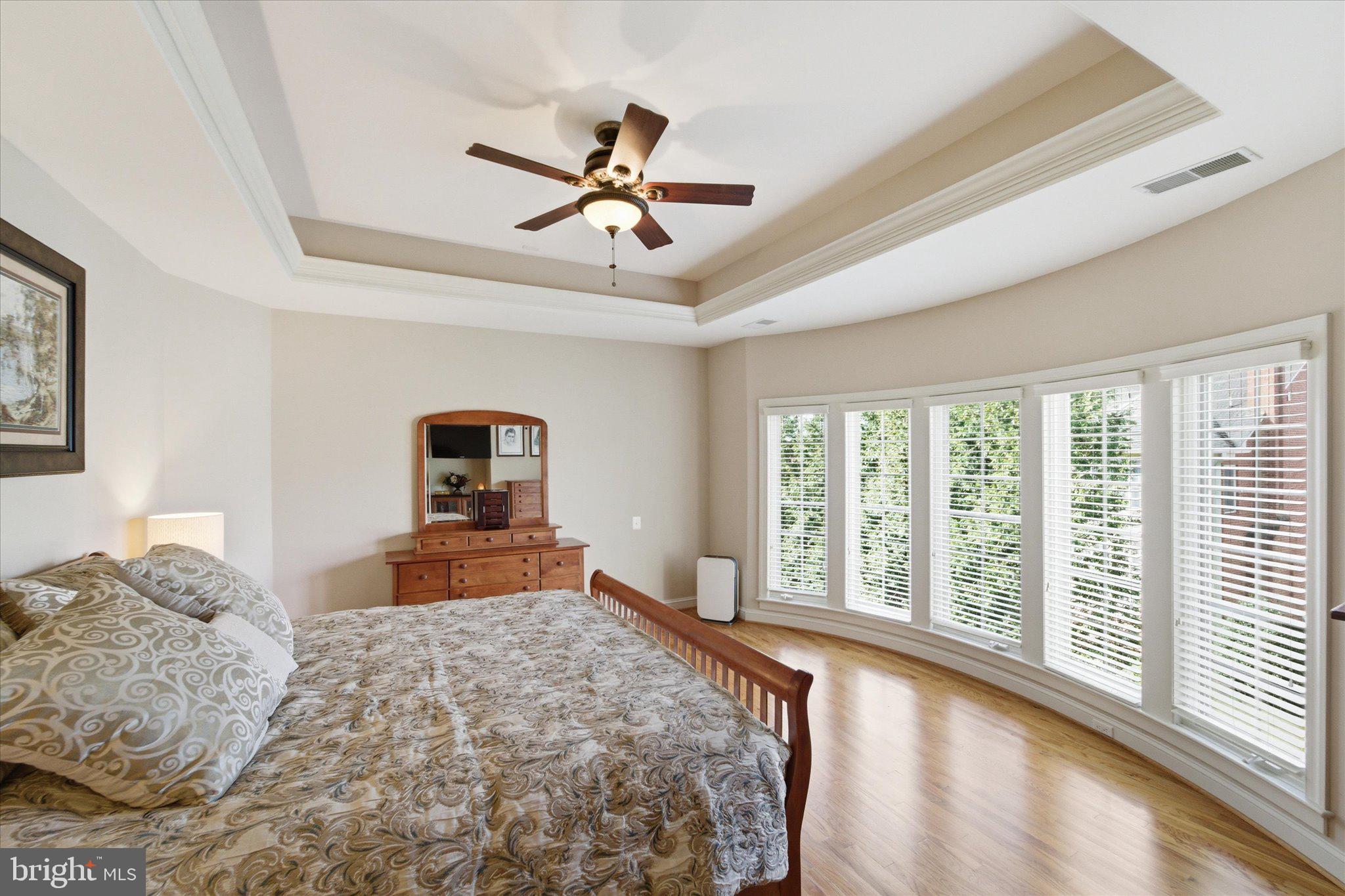 8382 PEDIGRUE COURT