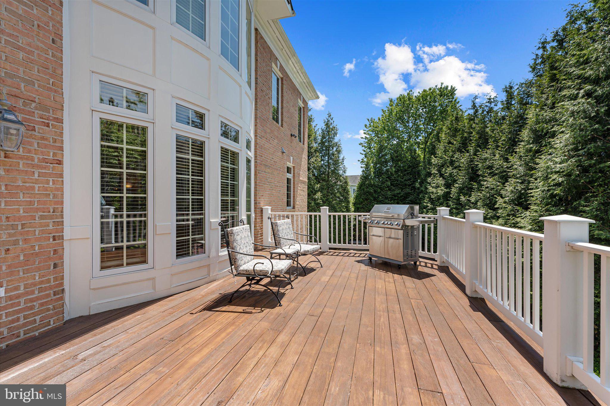 8382 PEDIGRUE COURT