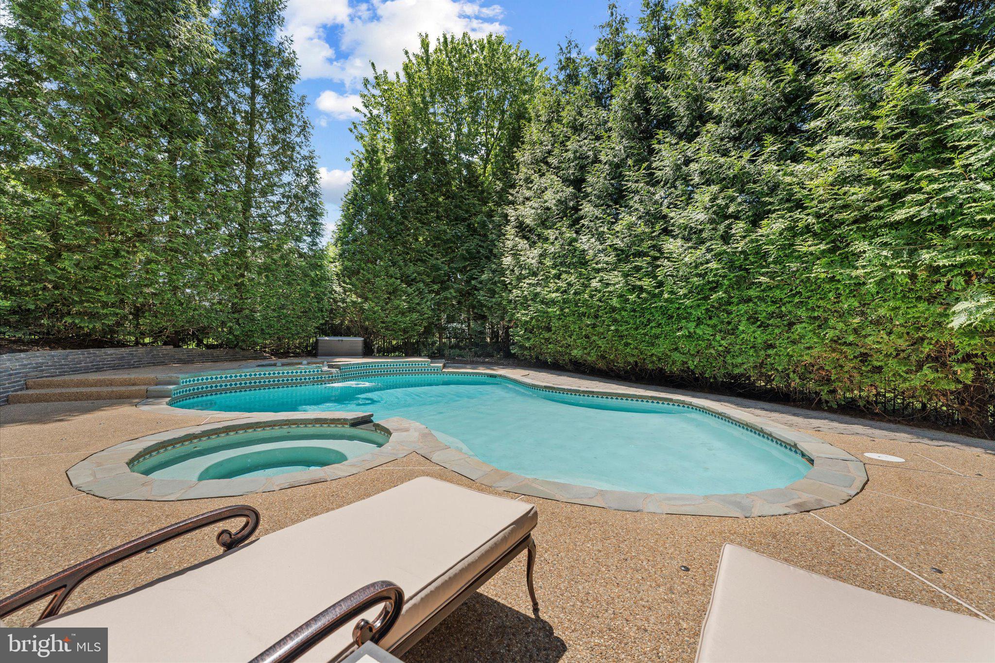 8382 PEDIGRUE COURT